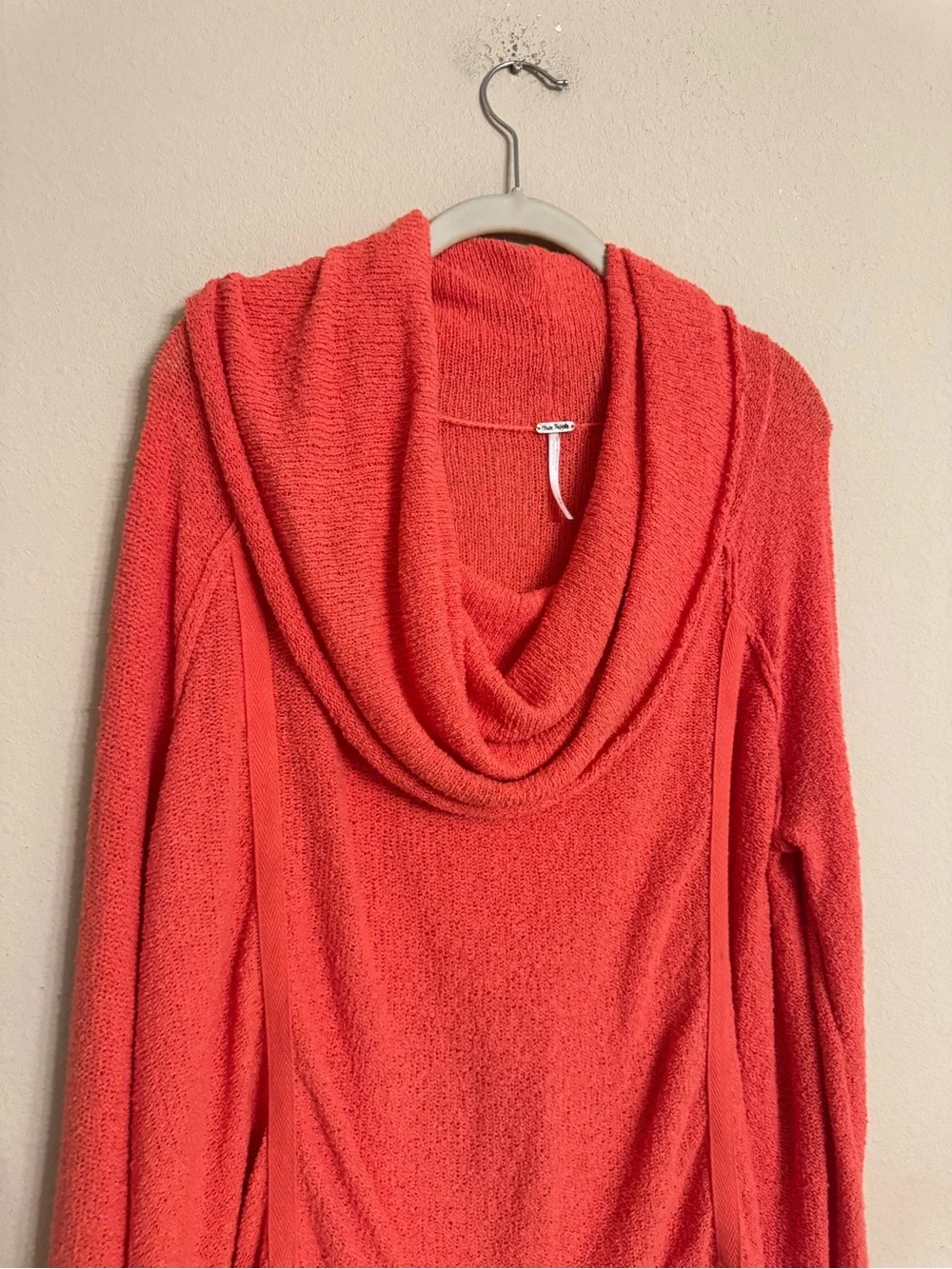 FREE PEOPLE Long Sleeve Knit Sweater Womens M Cowl Neck Orange Asymmetrical Hem